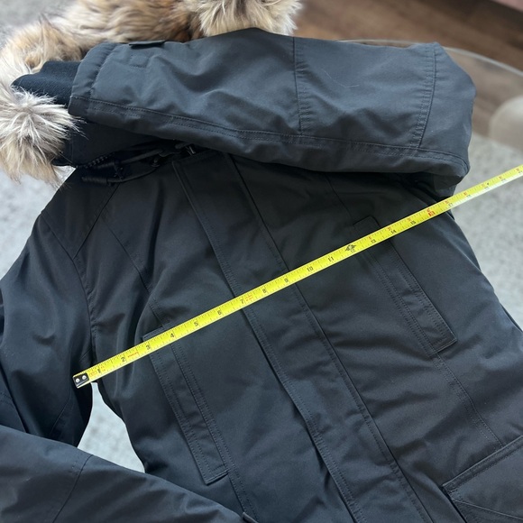 Aritzia Tna The Bancroft Black New Dawn Puff Cozy Winter Jacket Size S - Picture 10 of 17